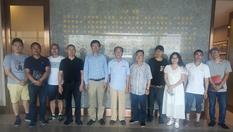 华光智能创意学院召开二元制雕艺大专班教学工作座谈会