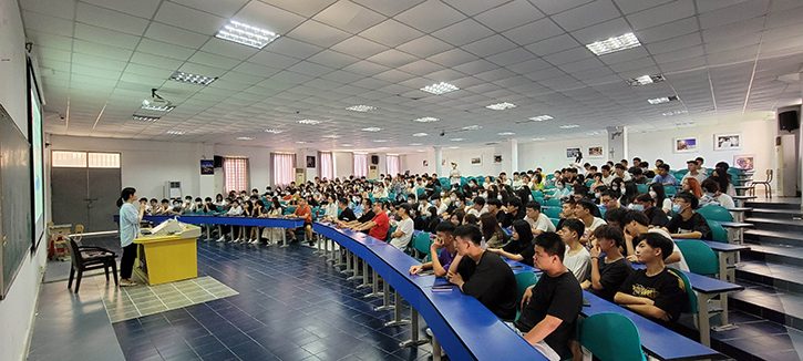 2021-2022学年第一学期20级老生开学式