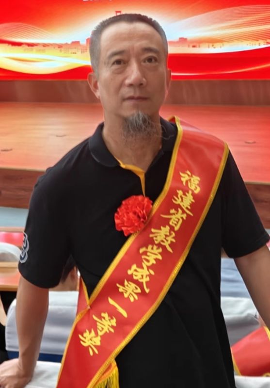 智能创意学院行政领导班子和党支部分工情况