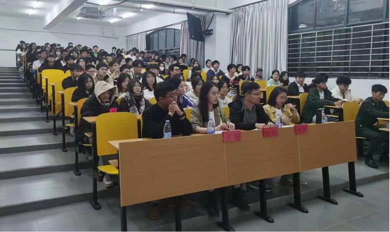 “艺心筑梦 职引未来”智能创意学院大学生职业生涯规划大赛圆满落幕