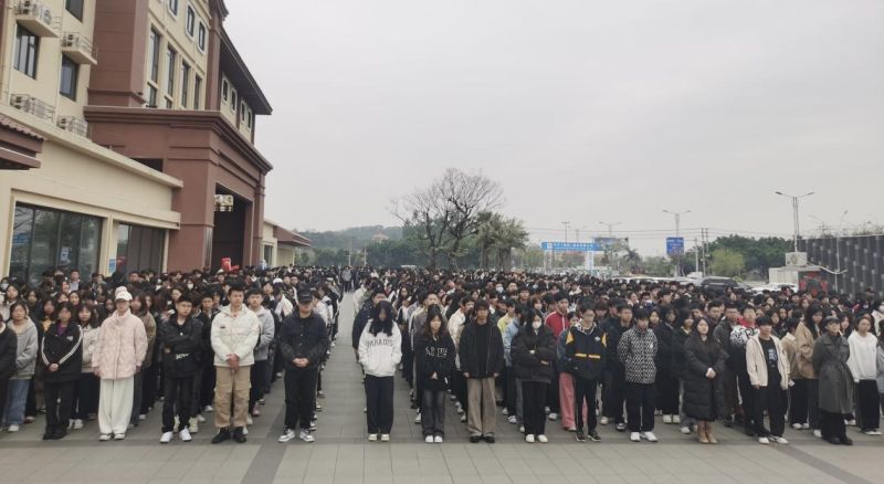 “风华正茂龙腾飞,砥砺前行谱新篇”2023-2024学年第二学期开学式