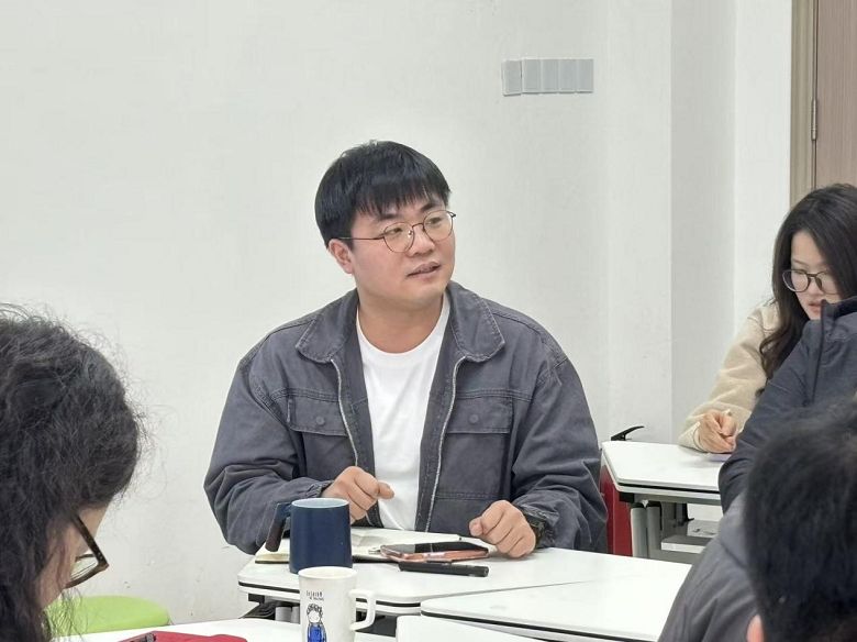立师德 明红线 筑防线——泉州华光职业学院智能创意学院开展师德师风专题教育