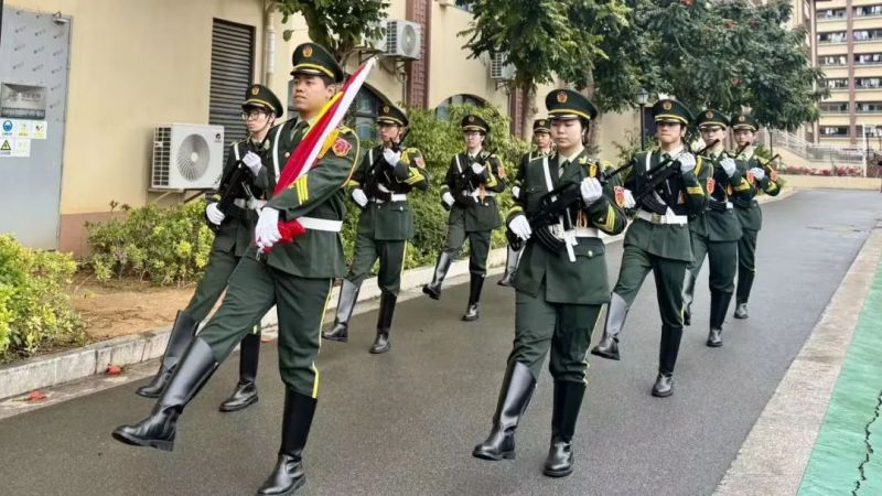 升旗仪式|以赤心迎朝阳 以奋斗铸华章
